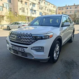 Ford Explorer 2022