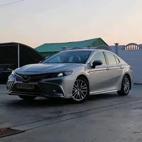 Toyota Camry 2022