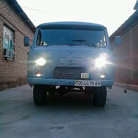 UAZ 2206 2000