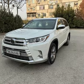 Toyota Highlander 2019