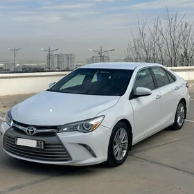 Toyota Camry 2016