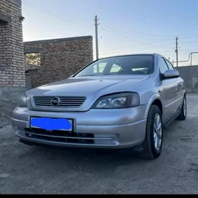 Opel Astra 2001