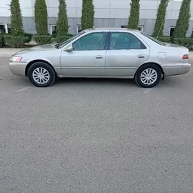 Toyota Camry 1999