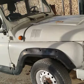 UAZ Profi 2000