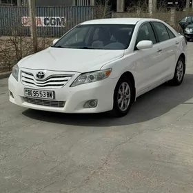 Toyota Camry 2010