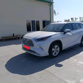 Toyota Highlander 2023