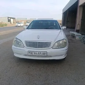 Mercedes-Benz S-Class 2000