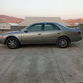 Toyota Camry 1997