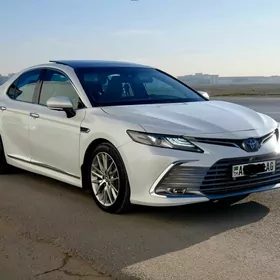 Toyota Camry 2023