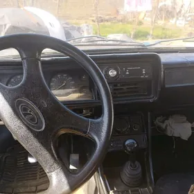 Lada 2107 1988