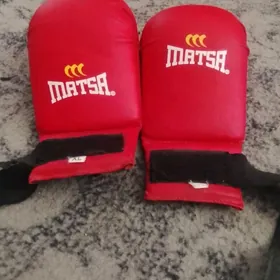 Перчатки для каратэ
