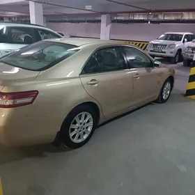 Toyota Camry 2011