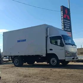 Mitsubishi Canter 2005