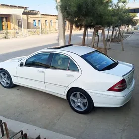 Mercedes-Benz 230E 2003