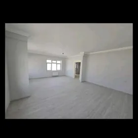  ÀNEW Panelka 3 komnat 1 eta