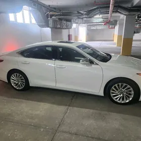 Lexus ES 350 2020