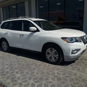 Nissan Pathfinder 2020