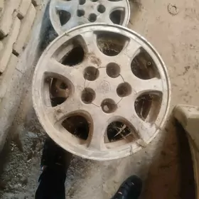 15 mark masynyn diskasy