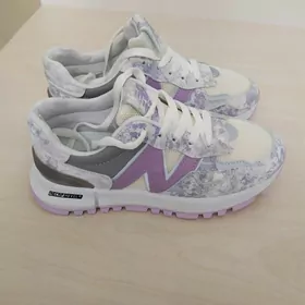 Кроссовки krasowka kowuş