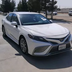 Toyota Camry 2023