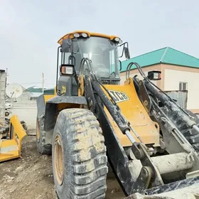 JCB Pilingmaster 2009