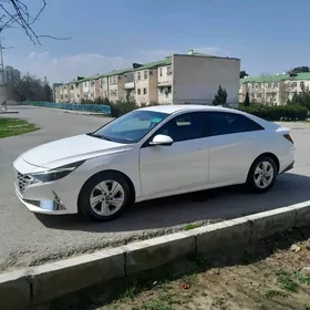 Hyundai Elantra 2020
