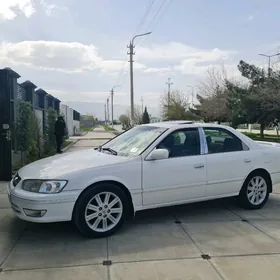 Toyota Camry 1999