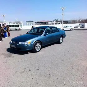 Toyota Camry 2000