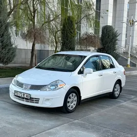 Nissan Versa 2010