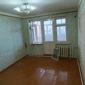 3 комнат 4 этаж