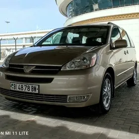 Toyota Sienna 2004