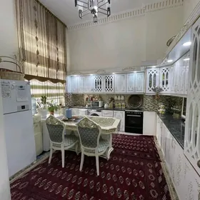 Подвойская 4 комн 155 м2