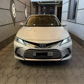 Toyota Camry 2022