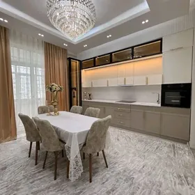 Satlyk Gurtly 4/1 et 2 kom