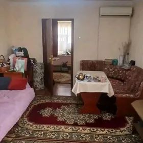 30 мкрн 1 комната 1 этаж, 1 et