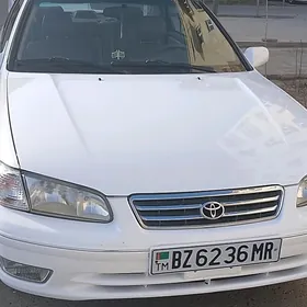 Toyota Camry 1998