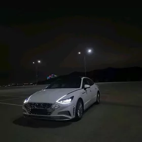 Hyundai Sonata 2021