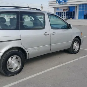 Toyota Sienna 2002