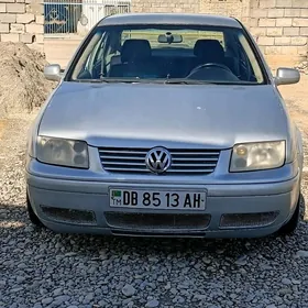 Volkswagen Bora 2003
