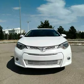 Toyota Corolla 2015