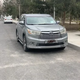 Toyota Highlander 2014