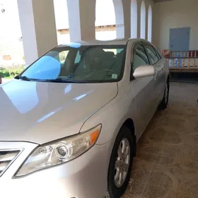Toyota Camry 2011
