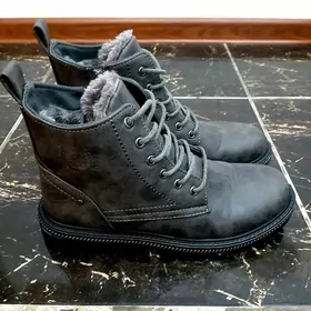 БОТИНКИ НОВЫЕ / BOTINKI TÄZE