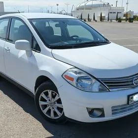 Nissan Versa 2010