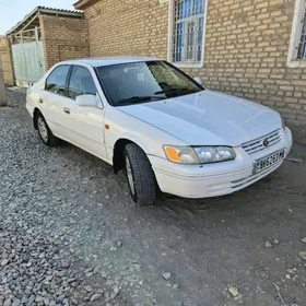Toyota Camry 1998
