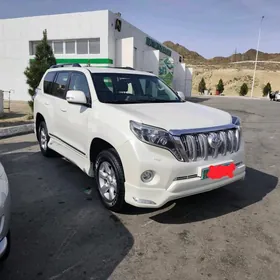 Toyota Land Cruiser Prado 2014