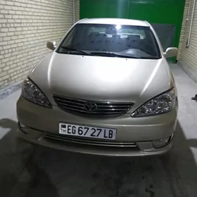Toyota Camry 2005
