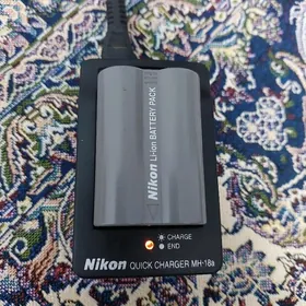 Nikon MH-18a original zarýatni