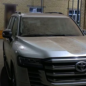 Toyota Land Cruiser 2022