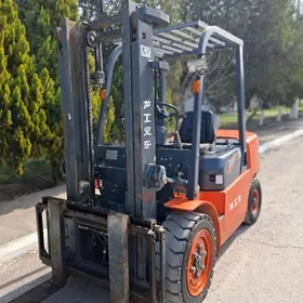 Kara Forklift 2021